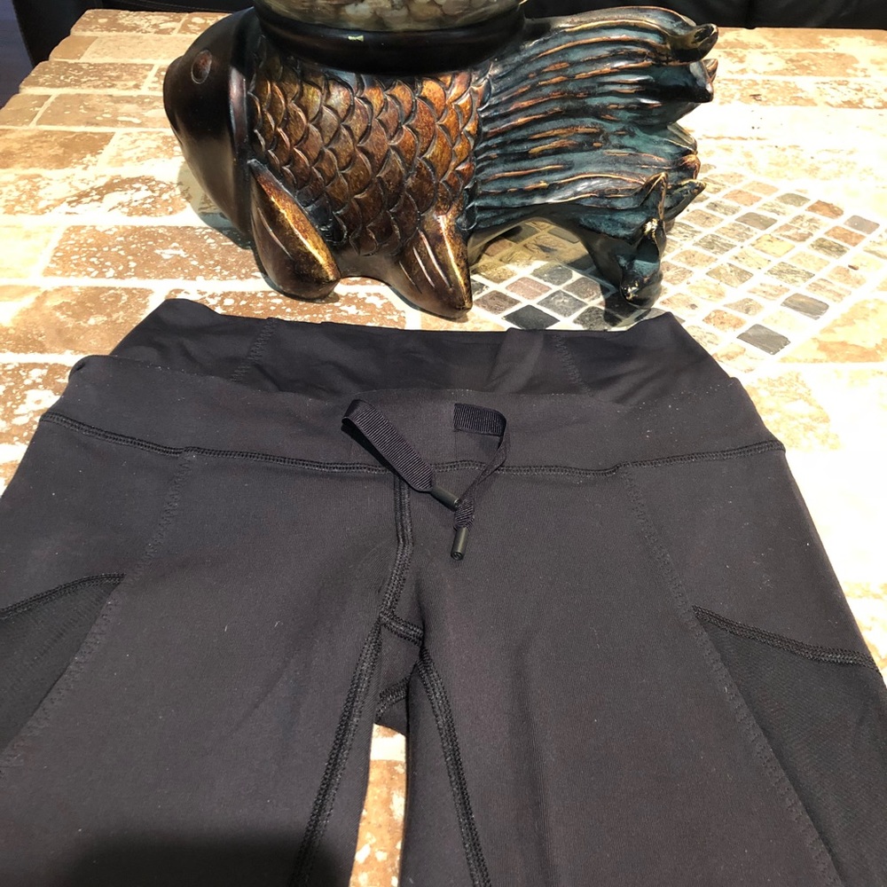 Lululemon pre-owned Size 6 - Picture 3 of 5